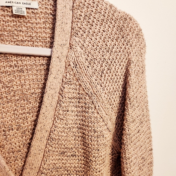 American Eagle | Women's Cropped Pink Cardigan Button-Down Sweater (Size Small) - Picture 5 of 14